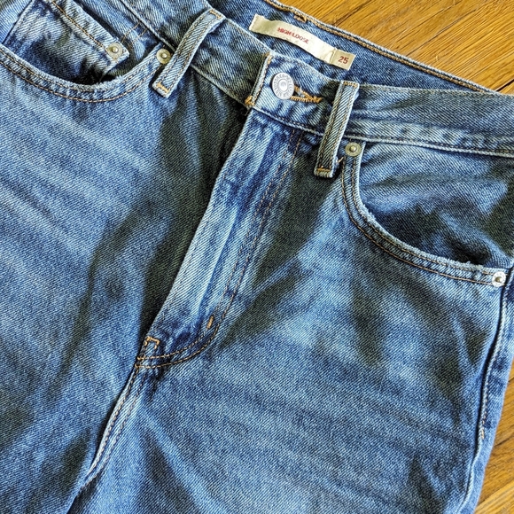 Levi's High Loose Jeans size 25 - Picture 4 of 5